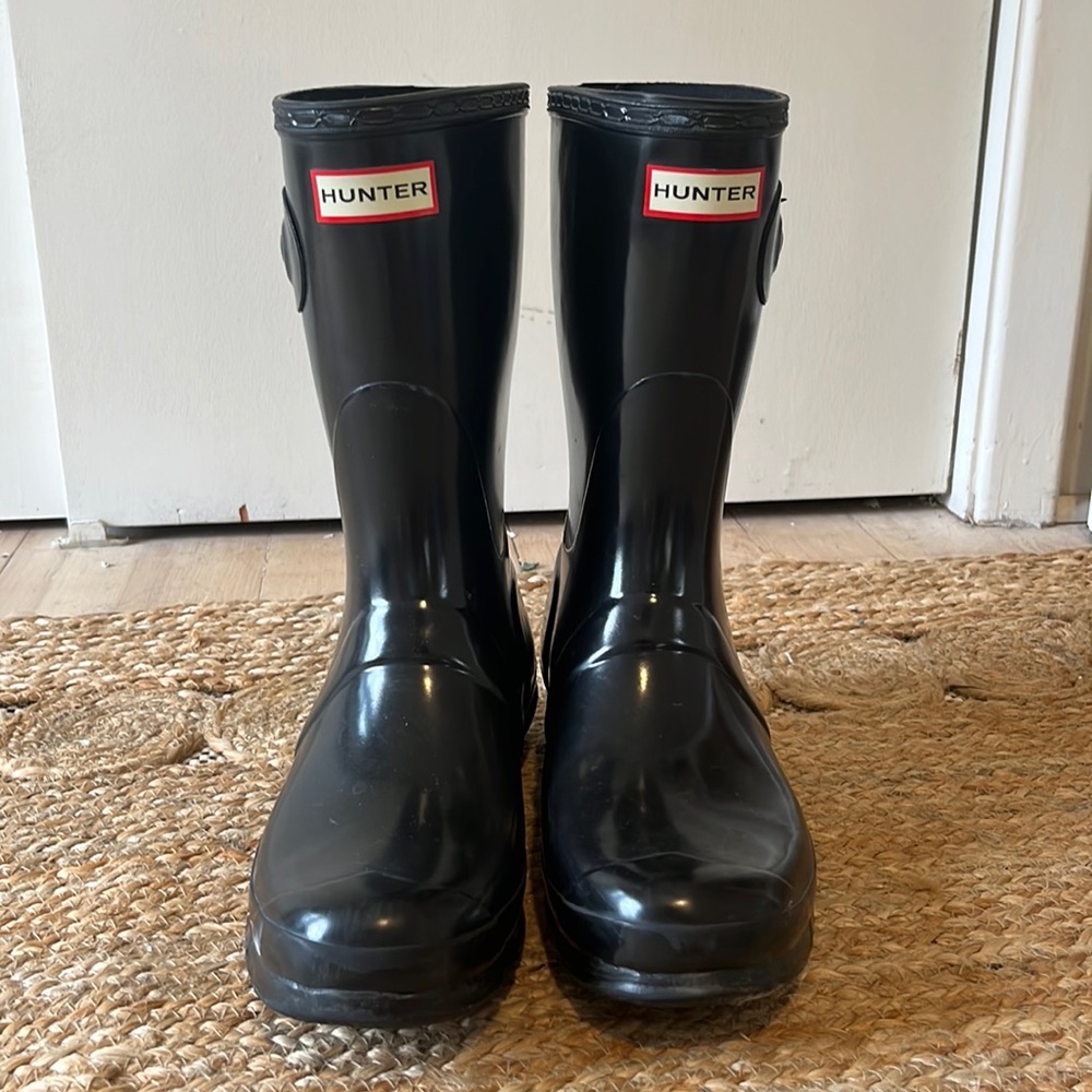 Classic short black hunter rain boots